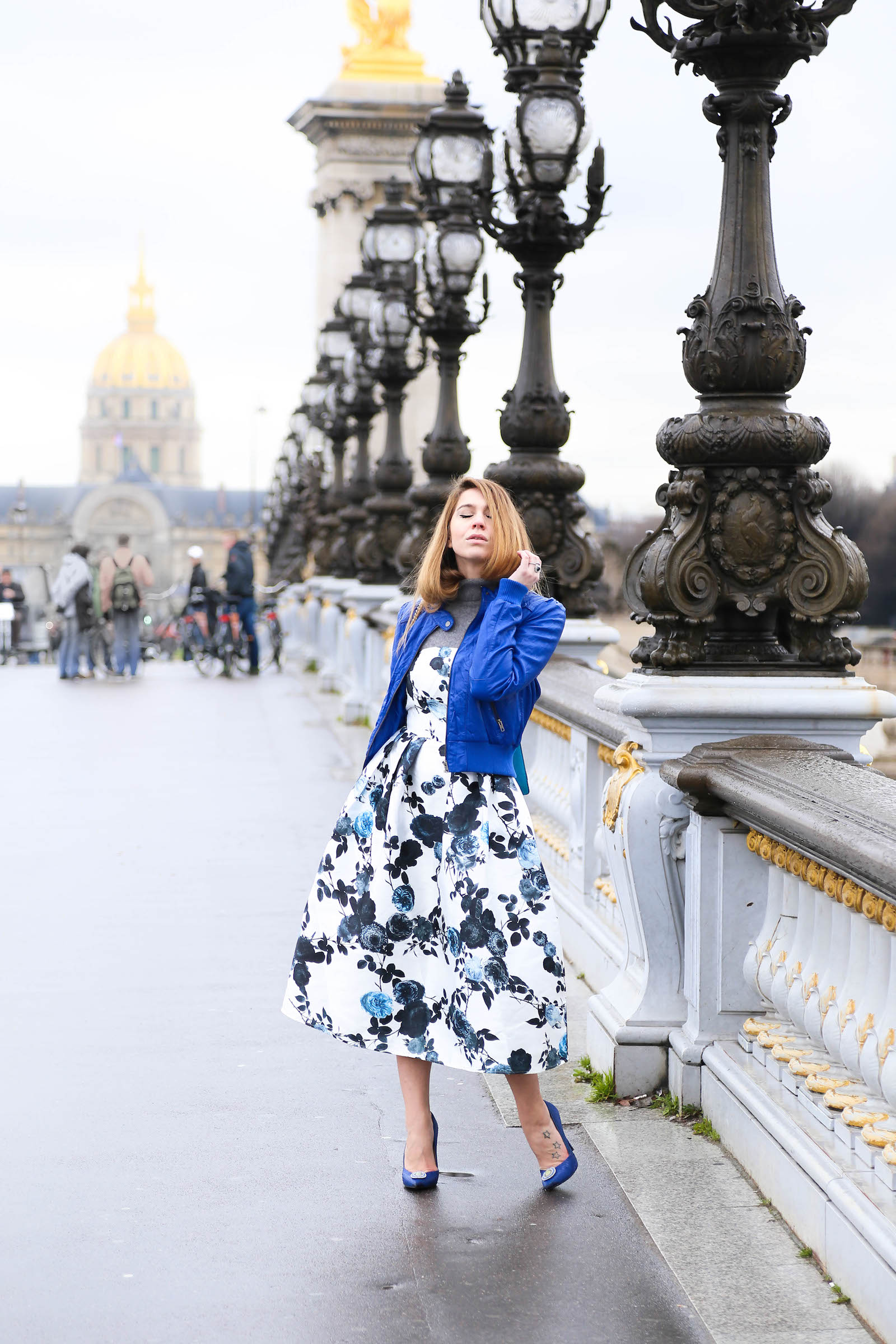 Romantic outift in Paris
