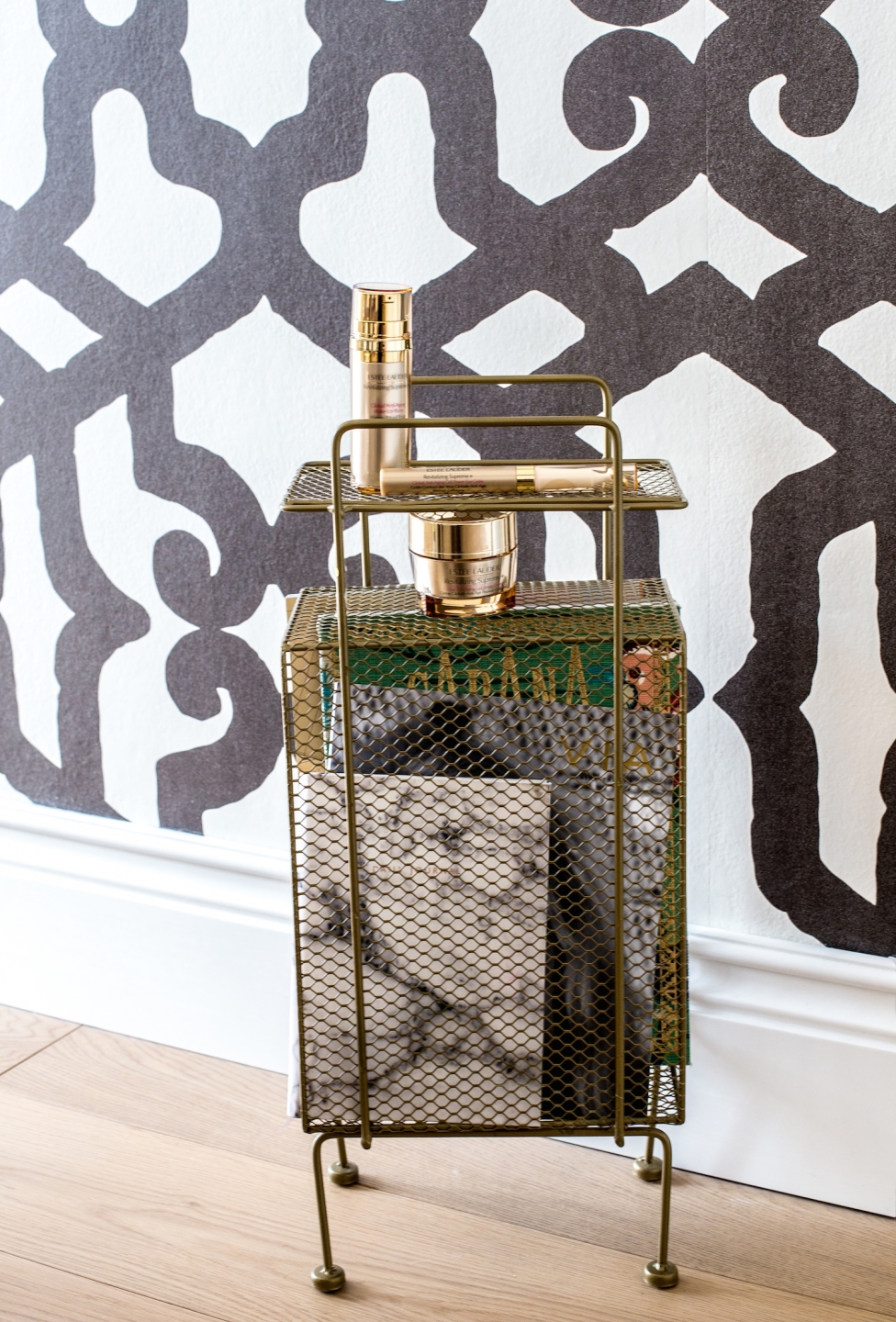 estee Lauder revitalizing supreme +-3